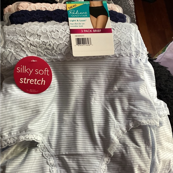 Radiant Vanity Fair 3 Pack Brief Silky Soft Stretch - Picture 5 of 6
